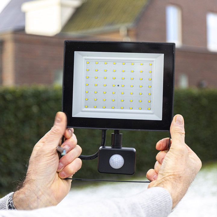 Hoftronic Lumos LED Breedstraler Sensor IP65