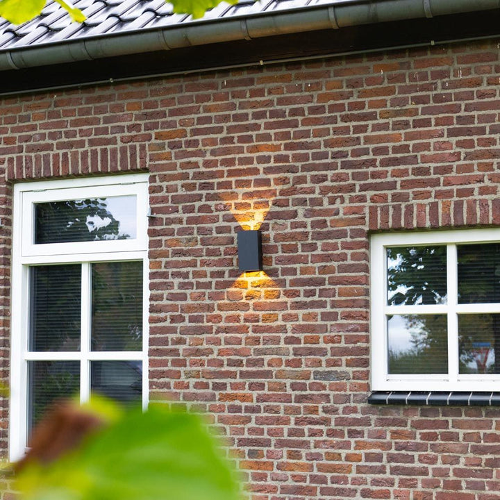 Hoftronic Miles XL LED Wandlamp IP65 20W 2000lm 3000K Dimbaar Zwart