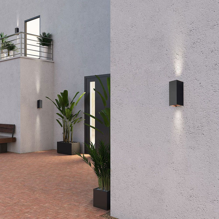 Hoftronic Miles S LED Wandlamp IP65 10W 820lm 3000K Zwart